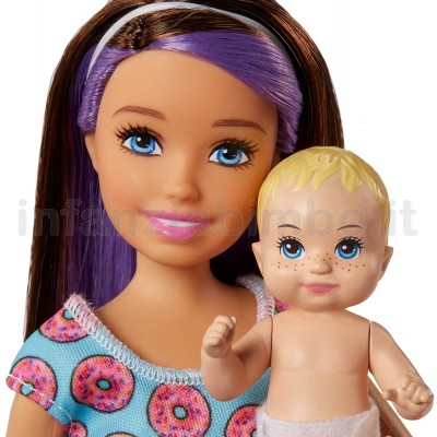Barbie coffret babysitter piscine - La Poste